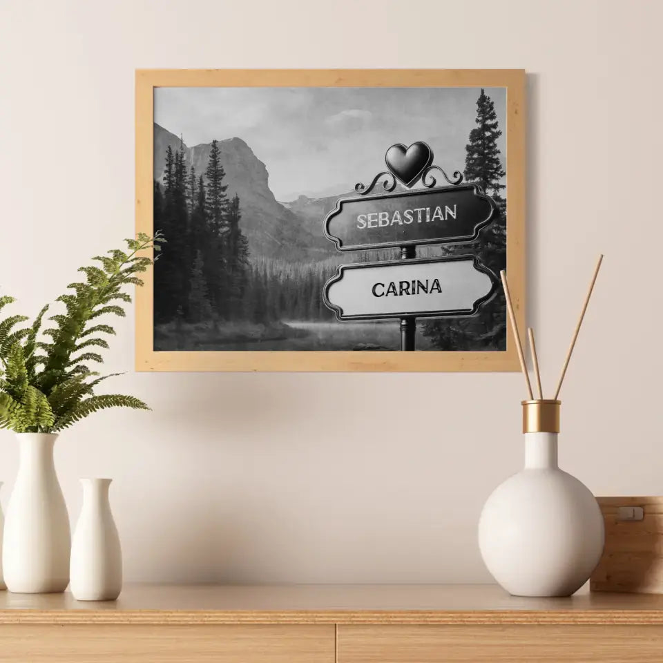 Personalisiertes Poster Liebe Wegweiser Schwarz Weiß Fluss am Berg mit Namen