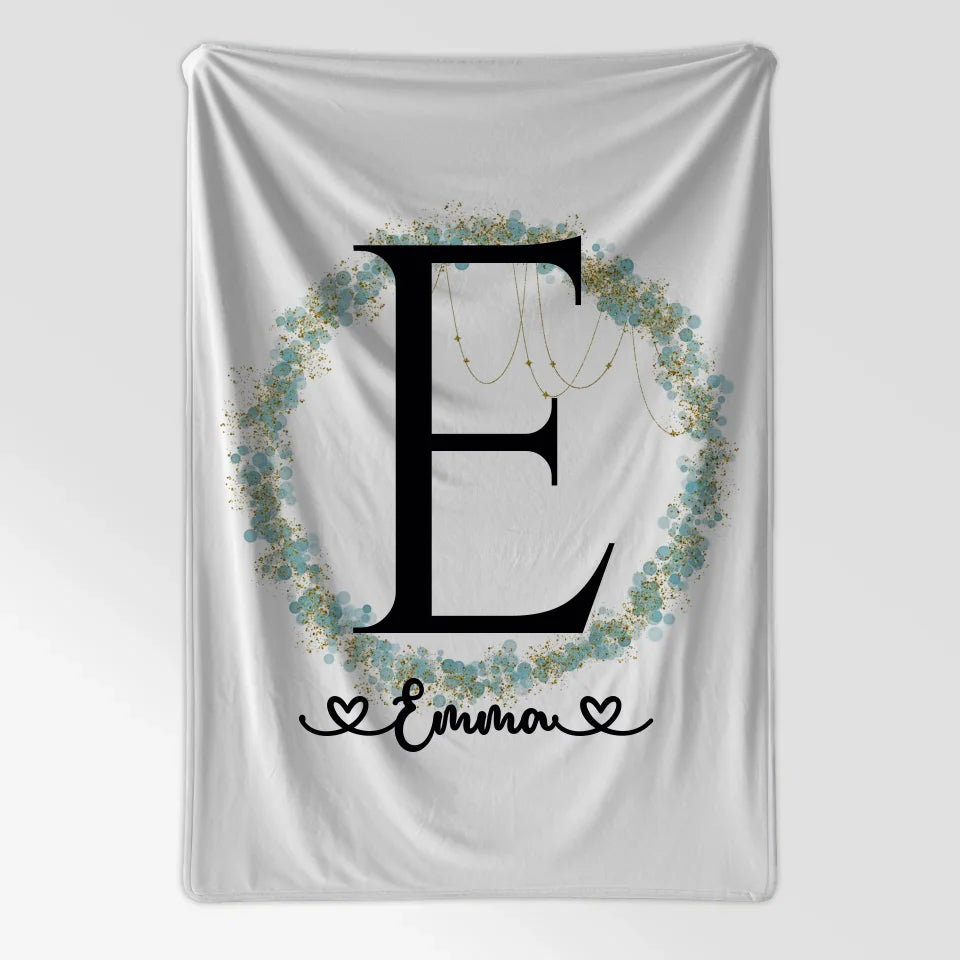 Personalisierte Decke mit Anfangsbuchstaben E und Blätter Kranz A-Z 7