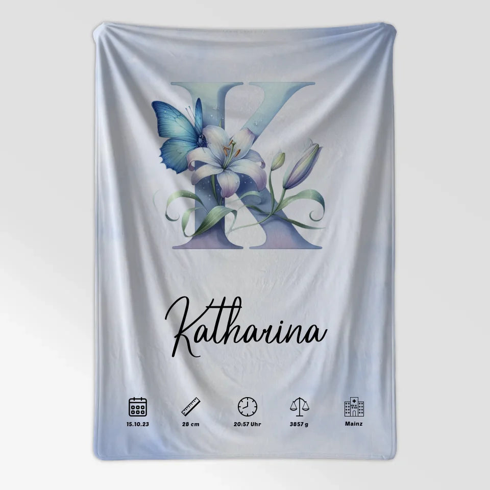 Personalisierte Decke Buchstaben K Wasserfarben Stil Hellblau 7