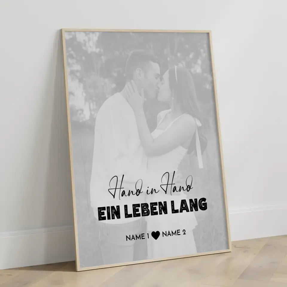 Personalisiertes Fotoposter Hand in Hand White Wash Mit Datum Foto Namen