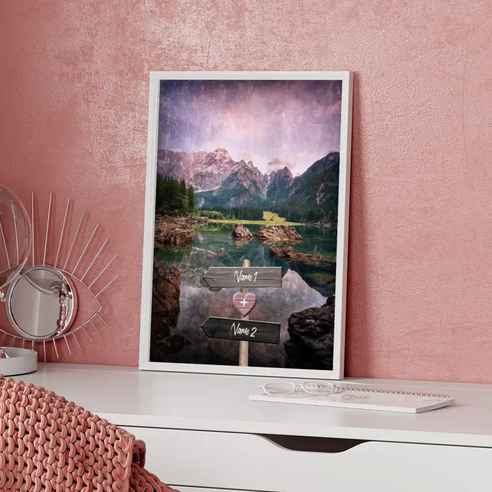 Personalisiertes Poster Liebe Wegweiser mit Herz Berge mit See Mit Namen