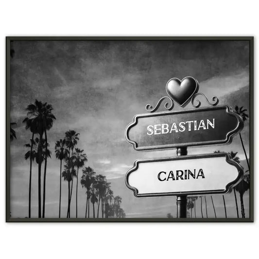 Liebes Poster mit Namen Wegweiser Schwarz Weiß Palmen
