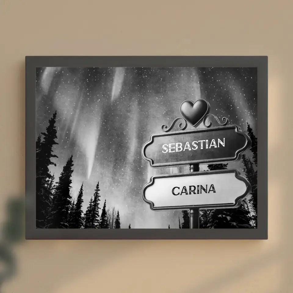 Personalisiertes Poster Paare Wegweiser Schwarz Weiß Himmel Nordlichter