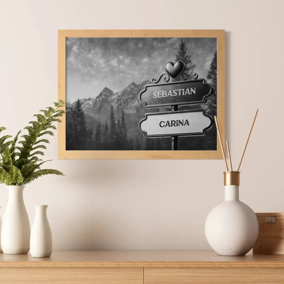 Poster personalisiert Wegweiser Schwarz Weiß Wald Berge mit Namen