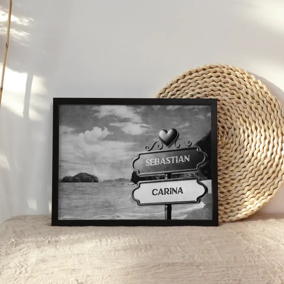 Personalisiertes Poster Paare Wegweiser Schwarz Weiß schöner Strand mit Namen