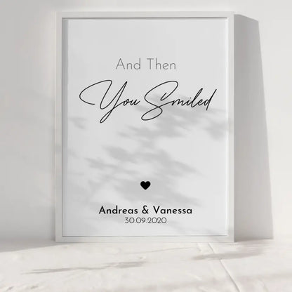 Personalisiertes Liebesposter And Then You Smiled Sterne Mit Namen und Datum