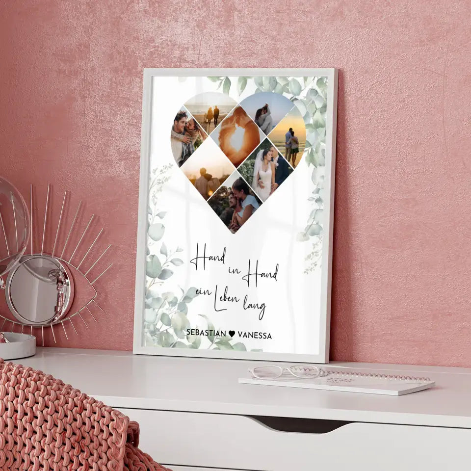 Personalisiertes Poster mit Herz aus Fotos Hand in Hand Eukalyptus Mit 8 Fotos & Namen