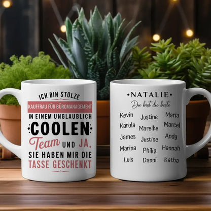 Geschenk Tasse für Kollegin Ich bin stolze Kauffrau für Büromanagement in coolen Team Geschenk