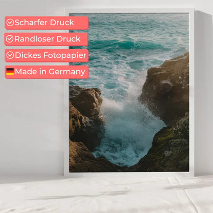 Monochromes Pflanzen Poster mit Aquarellillustration und Licht Schatten