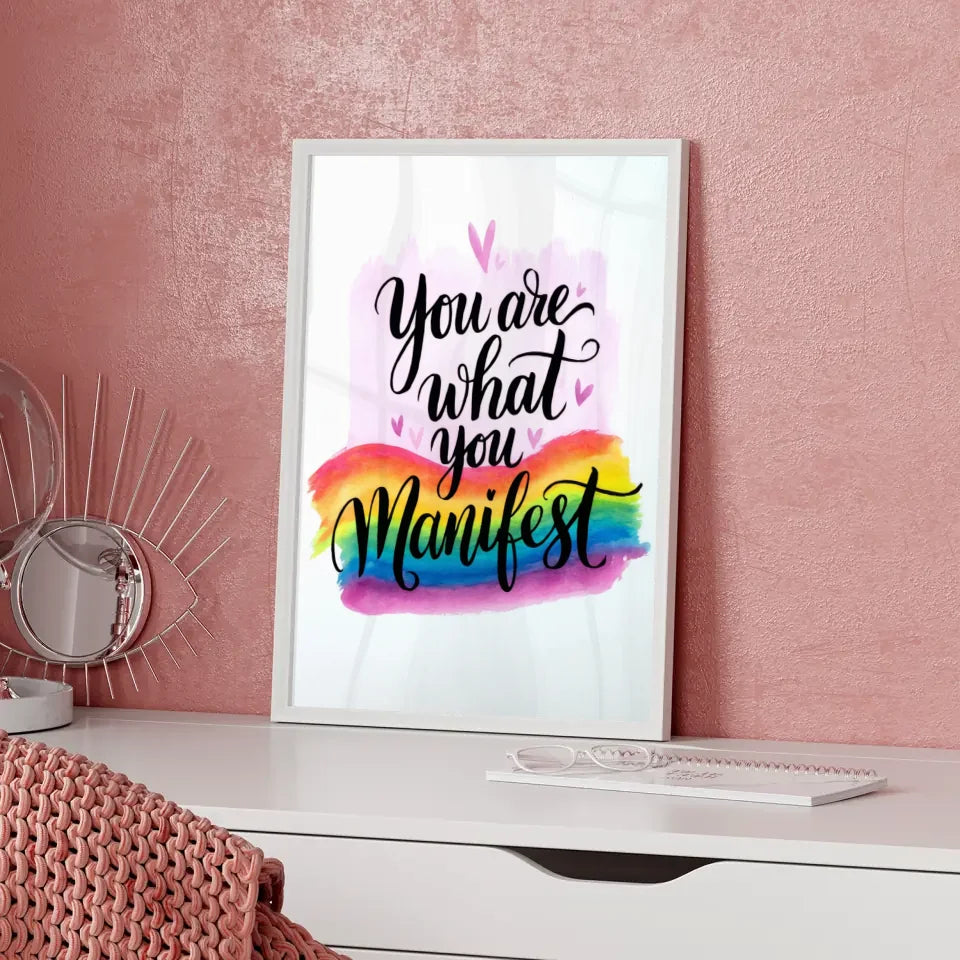 Inspirierendes Poster mit Aquarell und Zitat Du bist was du manifestierst