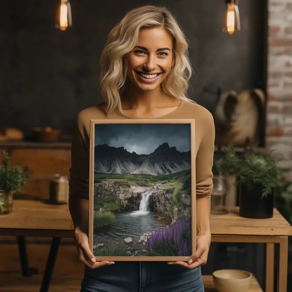 Poster mit atemberaubender Naturlandschaft und Wasserfall in Farbenpracht