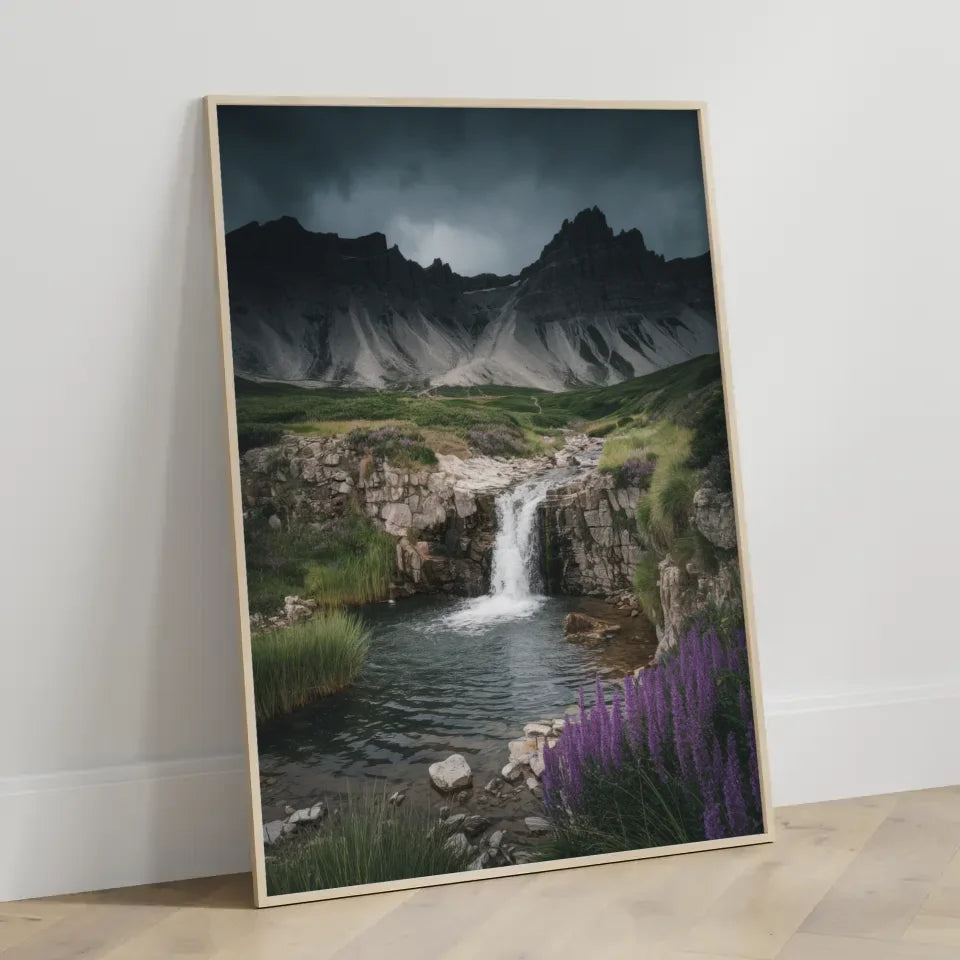 Poster mit atemberaubender Naturlandschaft und Wasserfall in Farbenpracht