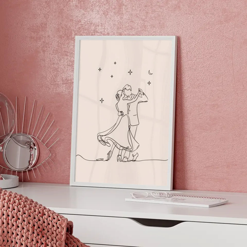 Minimalistisches Poster Paar unter sternenklarem Nachthimmel tanzen