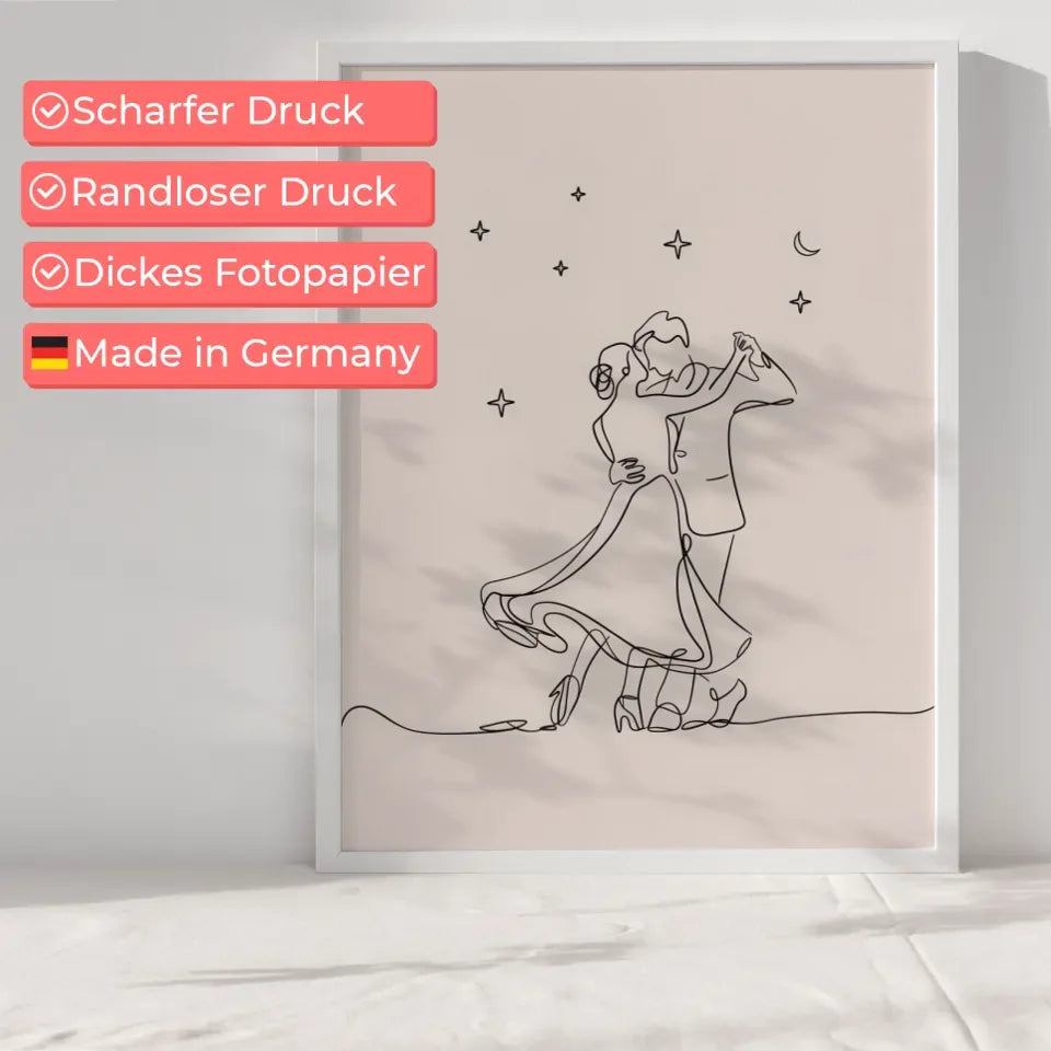 Minimalistisches Poster Paar unter sternenklarem Nachthimmel tanzen