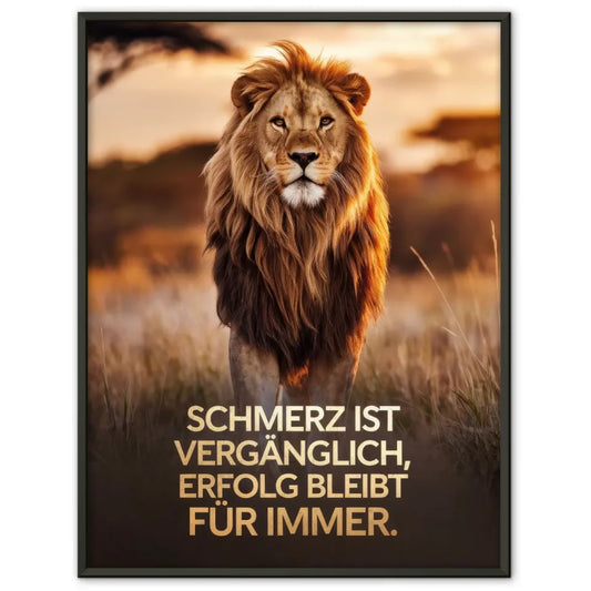 Inspirierendes Poster Löwe mit Zitat in goldenem Licht im Hintergrund
