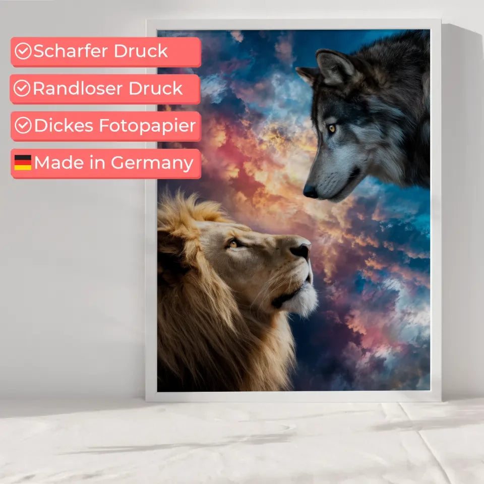 Löwe und Wolf Poster mit atemberaubendem Himmel für Tierliebhaber