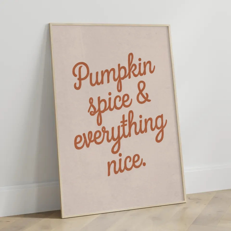 Herbstliches Poster mit Zitat Kürbisgewürz für gemütliche Räume