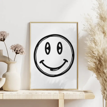 Minimalistisches Smiley Poster in Schwarz-Weiß für kreative Wände