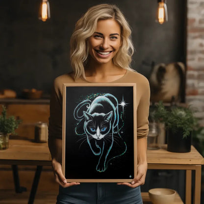 Mystische Katze Poster mit Glitzerkunst und blauen Augen für dein Zuhause
