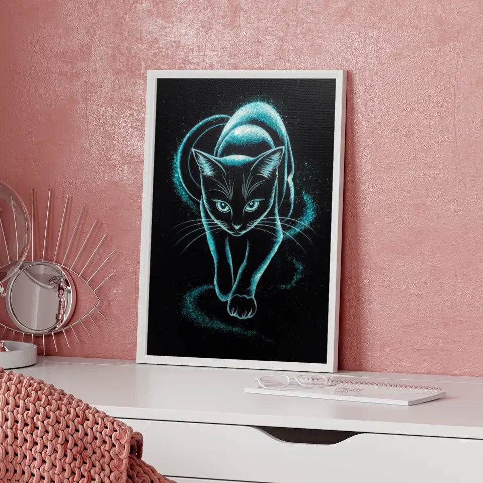 Magische Katze Poster mit Glitzerkunst in schwarz-weiß und blauem Blick