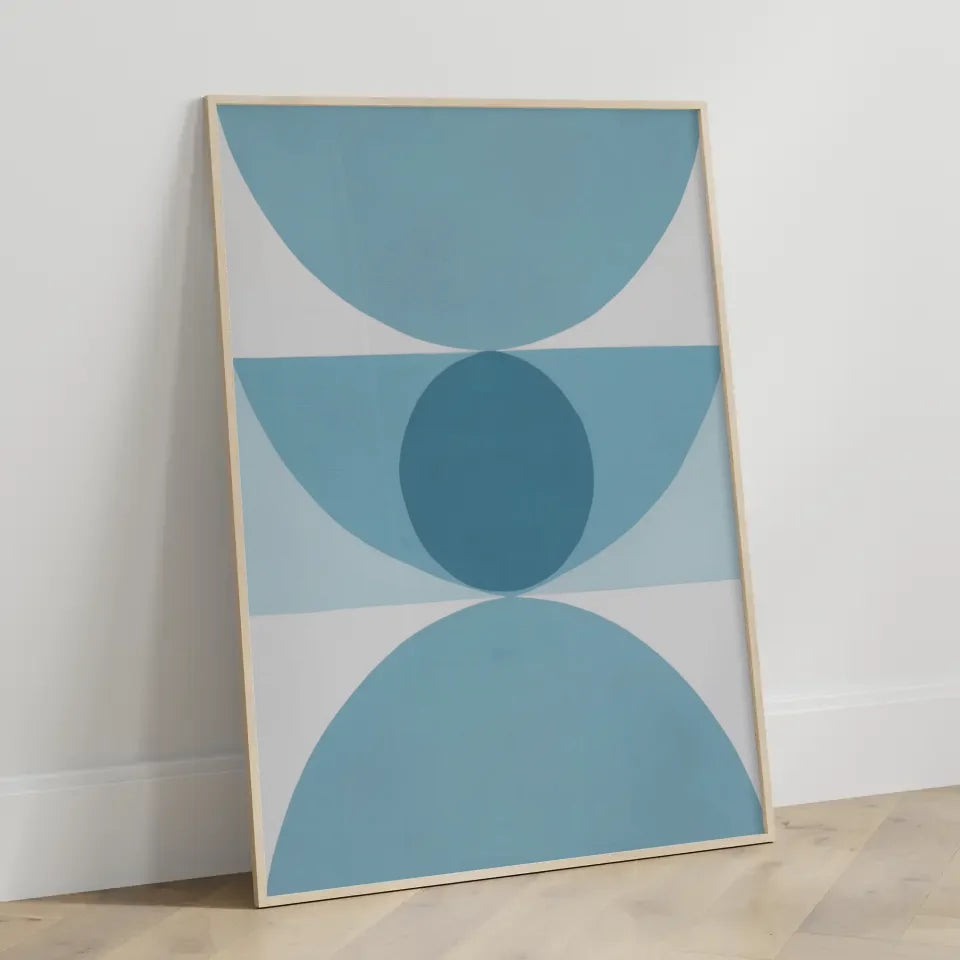 Minimalistisches Poster mit geometrischen Formen in Hellblau