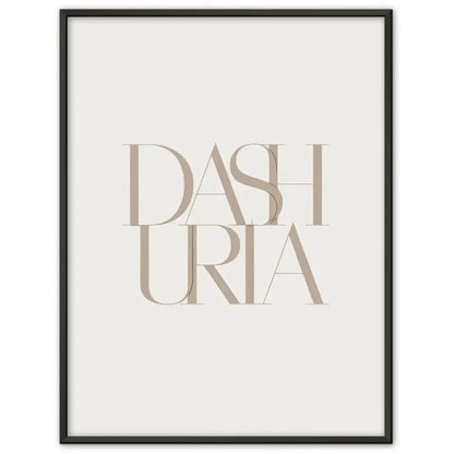 Poster mit dem Wort DASHURIA in minimalistischer Eleganz und Farbenpracht