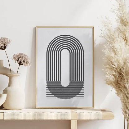 Minimalistisches Poster mit Linien und kreisförmigem Design in grau