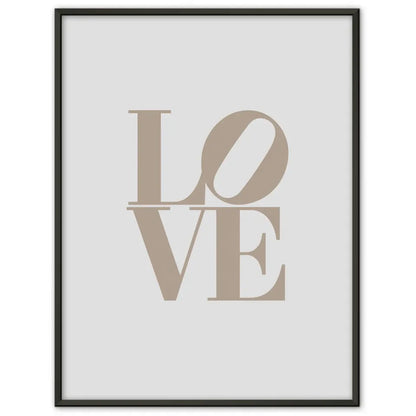 Minimalistisches LOVE Poster in Beige für elegante Wohnräume