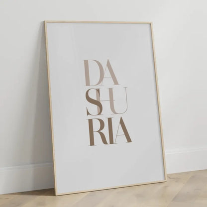 Poster mit minimalistischer Illustration von DASHURIA Liebe in Beige