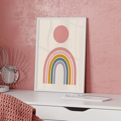 Minimalistischer Poster mit rosa Kreis und buntem Regenbogen Design