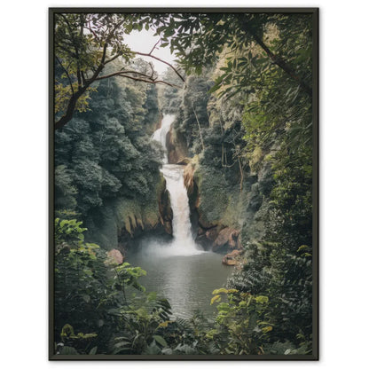 Wunderschönes Wasserfall-Poster in außergewöhnlicher Felslandschaft 1