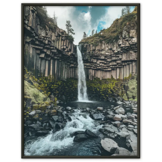 Wunderschönes Wasserfall-Poster in außergewöhnlicher Felslandschaft 1