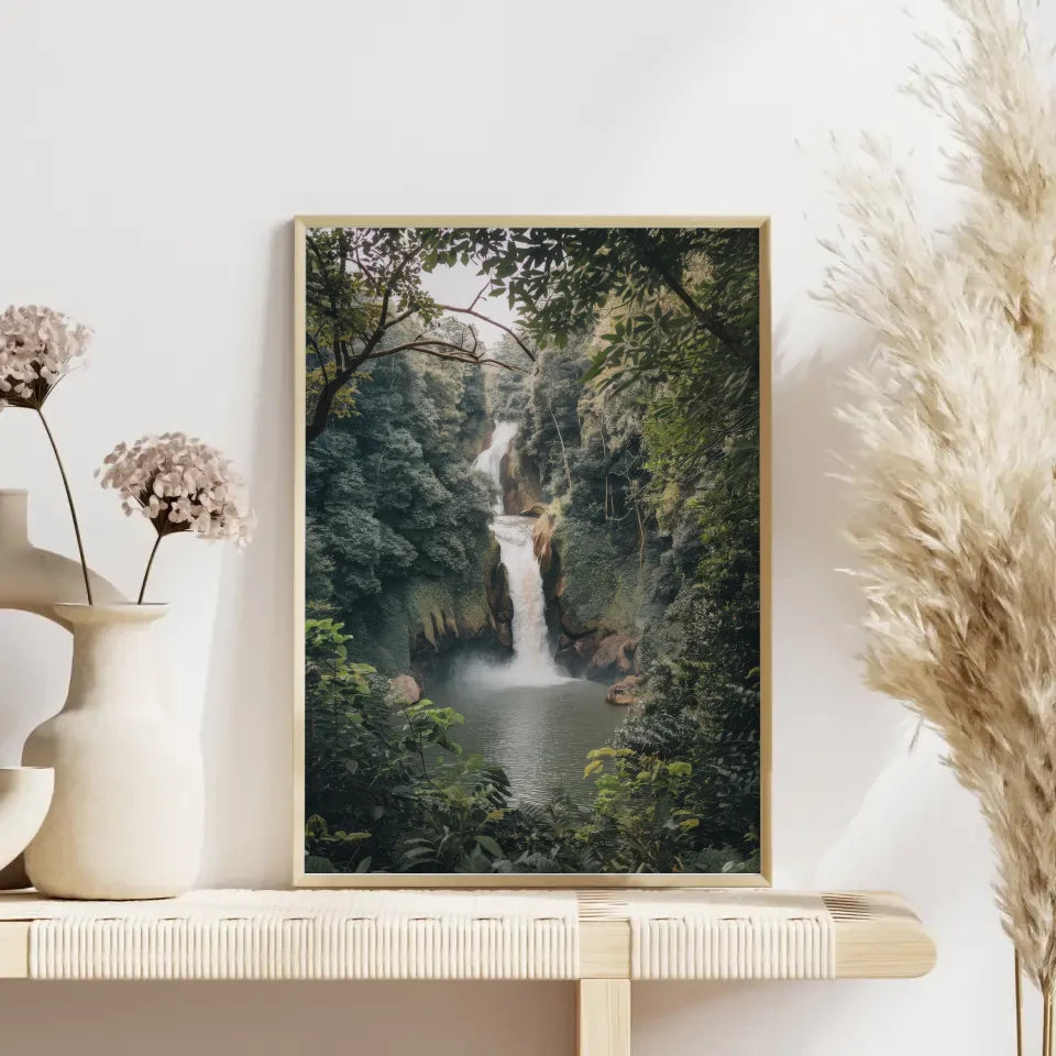 Wunderschönes Wasserfall-Poster in außergewöhnlicher Felslandschaft 4