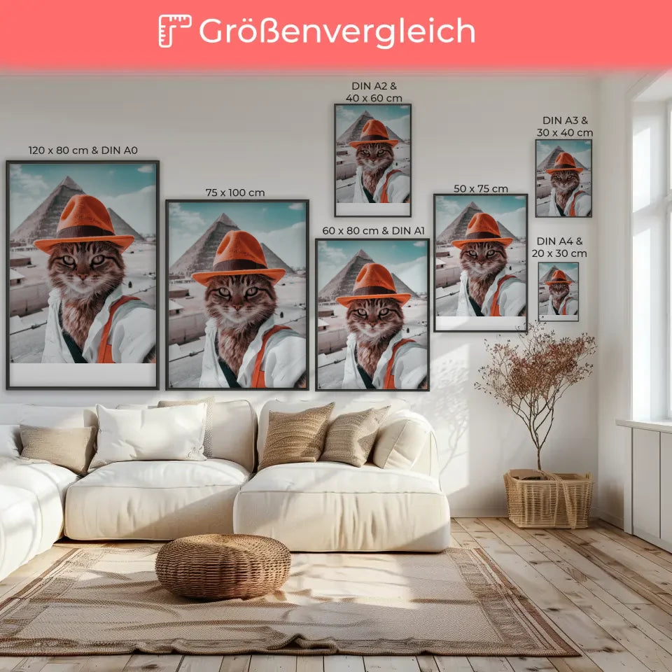 Süße Katze macht Selfie vor Cheops-Pyramide Poster für Katzenliebhaber