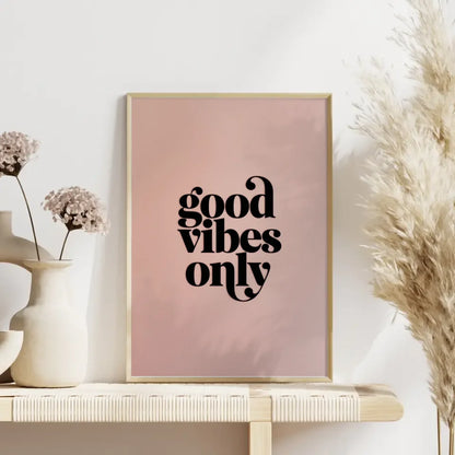 Abstraktes Poster mit geschwungenen Linien auf sanft beigem Hintergrund 4