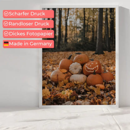 Poster mit farbenfrohen Blättern am See im Wald 6