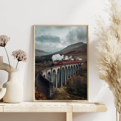 Künstlerisches Plakat mit See und bunten Herbstblättern im Wald 4