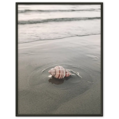 Poster mit Surfbrett und entspannender Stranddämmerung 1