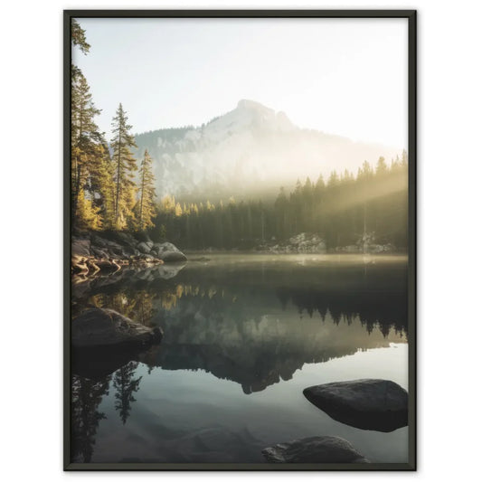 Ruhige Seeszene Poster mit Wald, Bergen & Sonnenuntergang 1