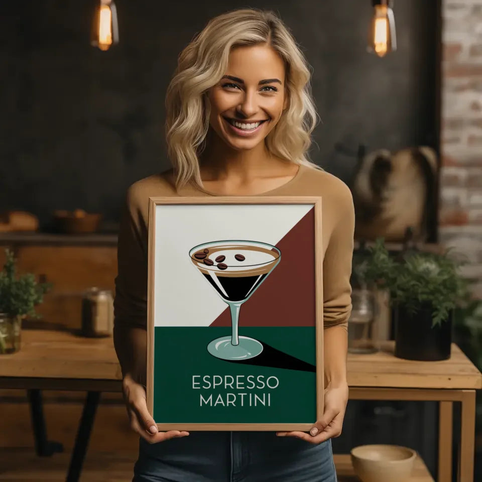 Stylischer Poster Espresso Martini mit Cocktailglas auf grünem Hintergrund