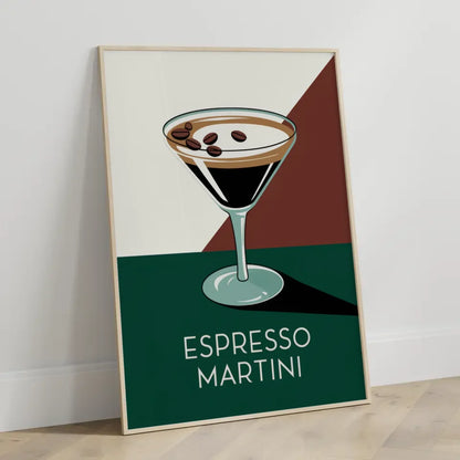 Stylischer Poster Espresso Martini mit Cocktailglas auf grünem Hintergrund