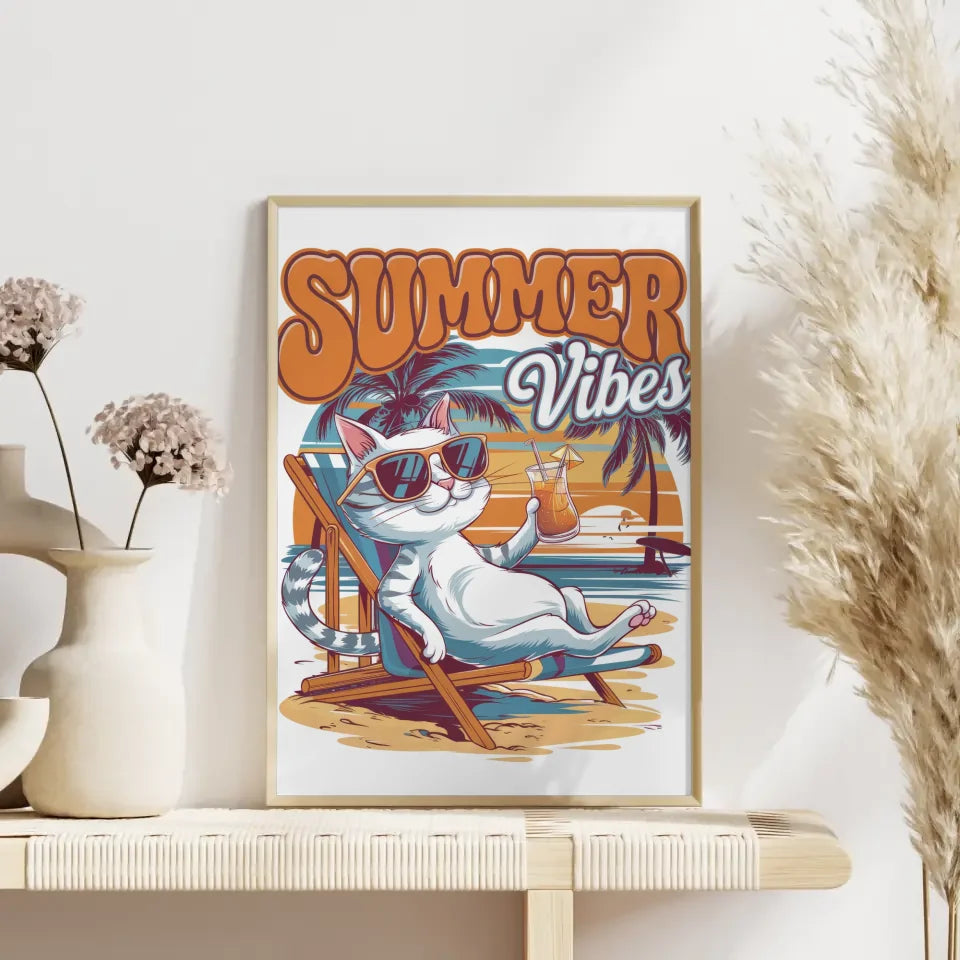 Poster mit coole Katze im Strandkorb und Sonnenuntergang Sommer Vibes