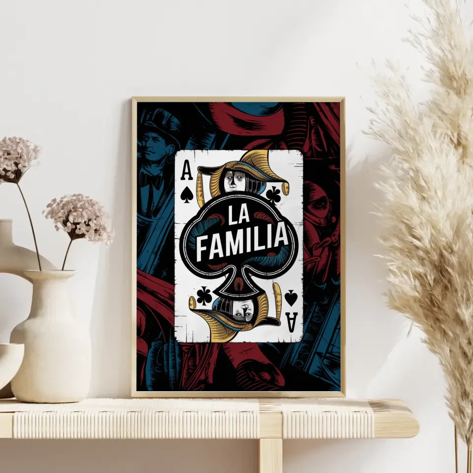 Vintage Chicano Poster La Familia mit distressed Design und Gangsterelementen