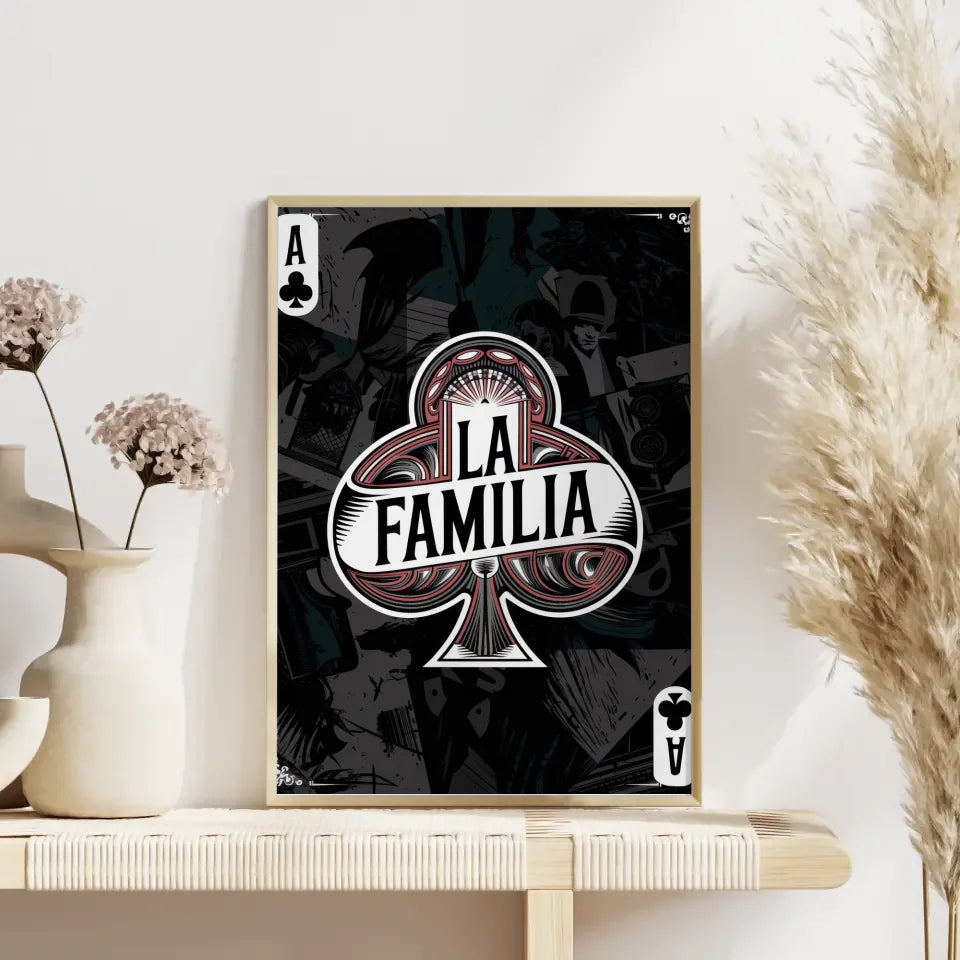 Vintage Chicano Poster La Familia mit distressed Design und Gangsterelementen