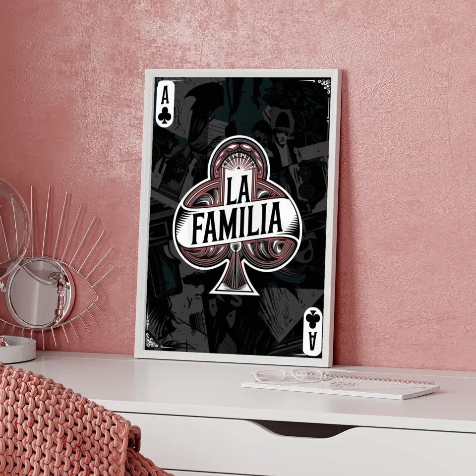 Vintage Chicano Poster La Familia mit distressed Design und Gangsterelementen