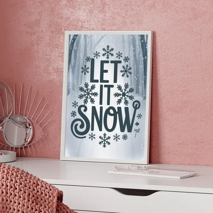 Poster von verschneiter Landschaft mit Sonnenaufgang, Bäumen und Fußspuren 5