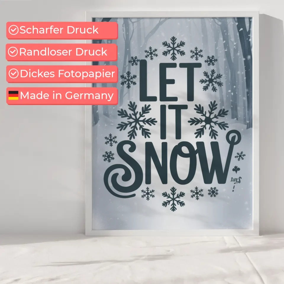 Poster von verschneiter Landschaft mit Sonnenaufgang, Bäumen und Fußspuren 6