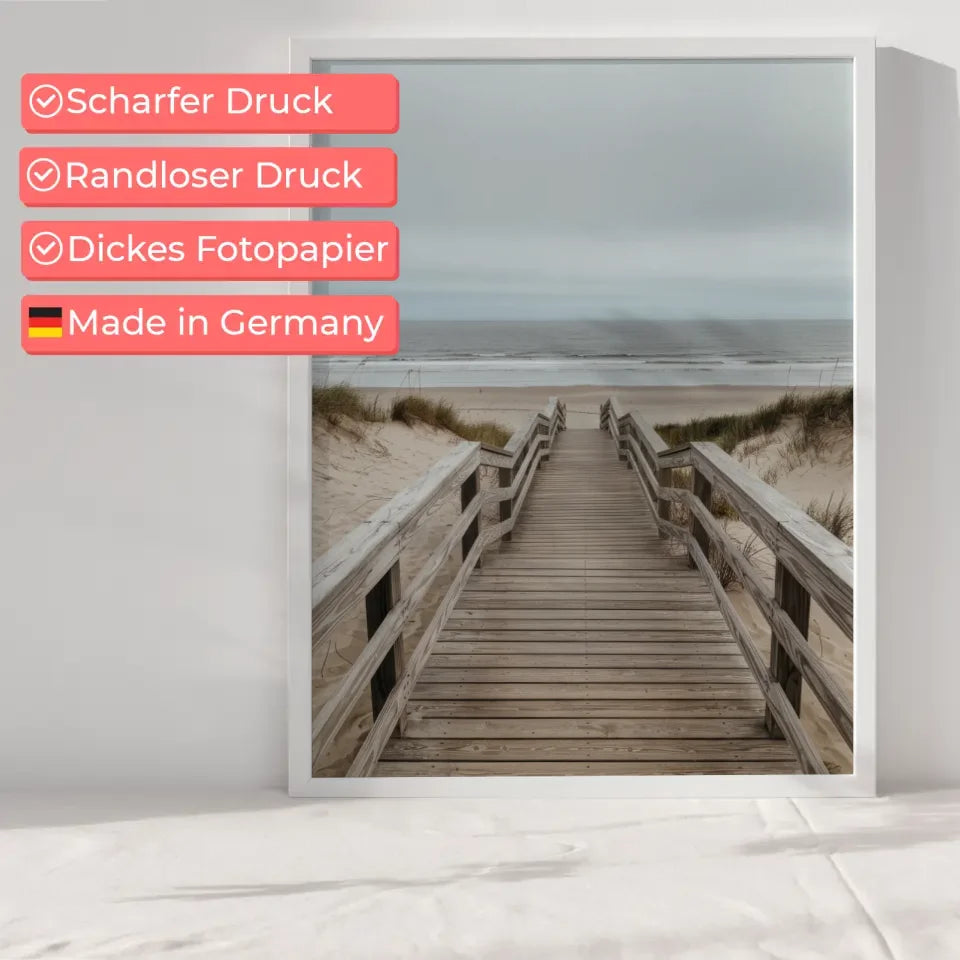 Poster Holzsteg am Strand mit Dünen und Ozeanmotiv für deine Wanddeko