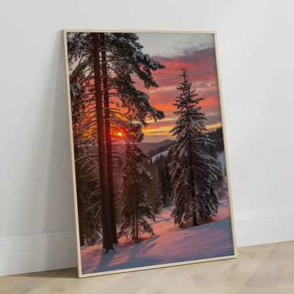 Sonnenaufgang über verschneiter Landschaft Poster in warmen Farben