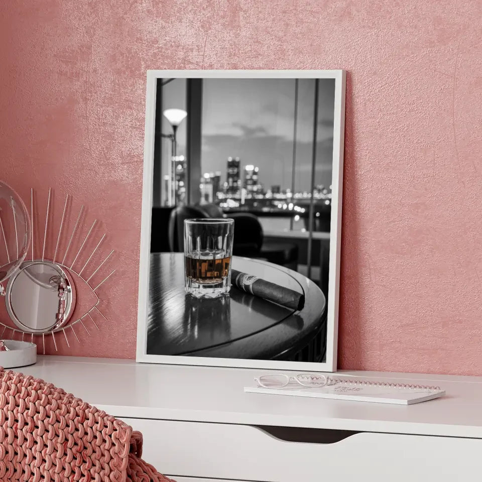 Eleganter Poster Whiskyglas mit Zigarre in Schwarz-Weiß 5